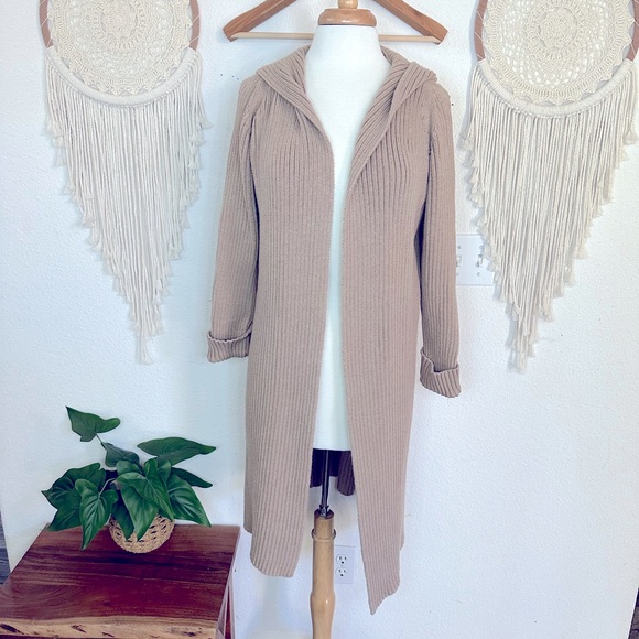 JEANNE PIERRE Sweaters - Jeanne Pierre tannish brown ribbed hooded long line heavy knit cardigan small